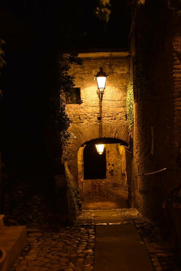Al Castello Di Leprignano Apartment Capena Екстериор снимка